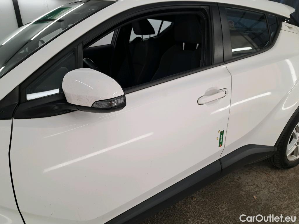  Toyota  C-HR TOYOTA  / 2016 / 5P / SUV 1.8 HYBRIDE 122 DYNAMIC BUSINESS #6