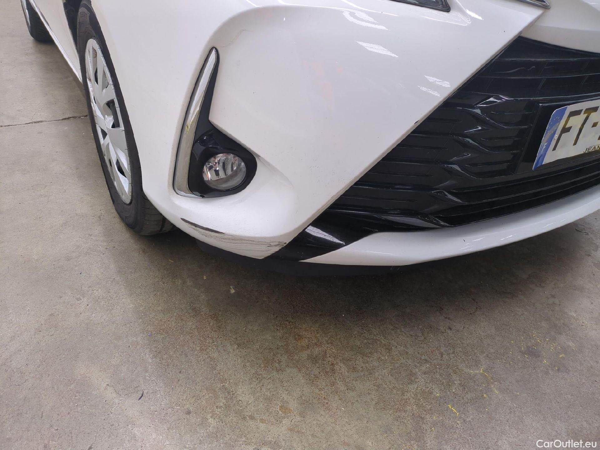  Toyota  Yaris TOYOTA  Hybride / 2017 / 5P / Berline 1.5 VVT-I HYBRID France Business #6