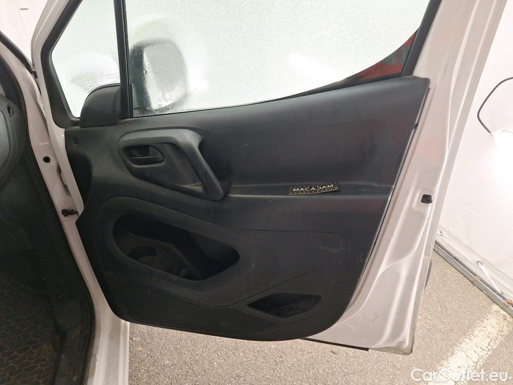  Citroen  Berlingo CITROEN  VU 3p Fourgonnette BlueHDi 100 BVM Club M #11