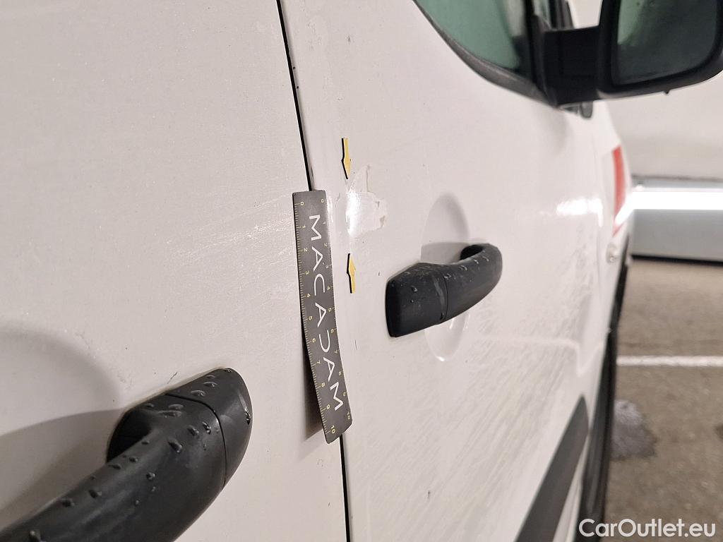  Citroen  Berlingo CITROEN  VU 3p Fourgonnette BlueHDi 100 BVM Club M #32