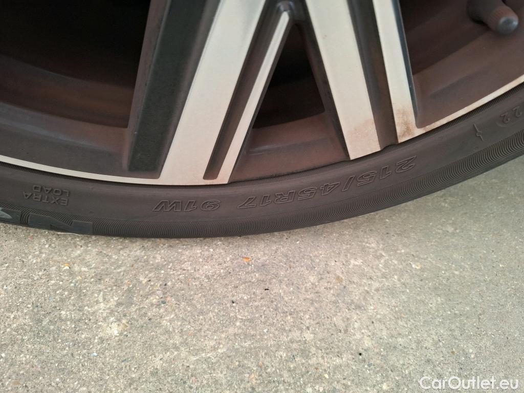  Volkswagen  Polo  VI R-Line 1.0 TSI 110CV BVA7 E6d #7