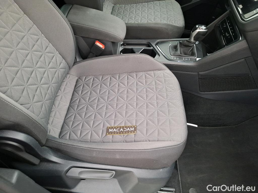  Volkswagen  Tiguan VOLKSWAGEN  / 2020 / 5P / SUV 2.0 TDI 150 DSG7 Life Business #25