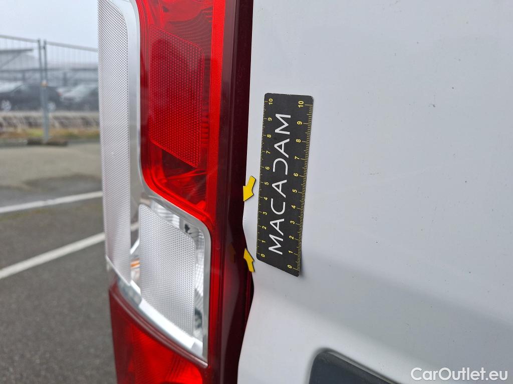  Fiat  Ducato FIAT  2014 4P Fourgon tôlé M H2 2.0 Multijet 115 Pack Pro Nav #47
