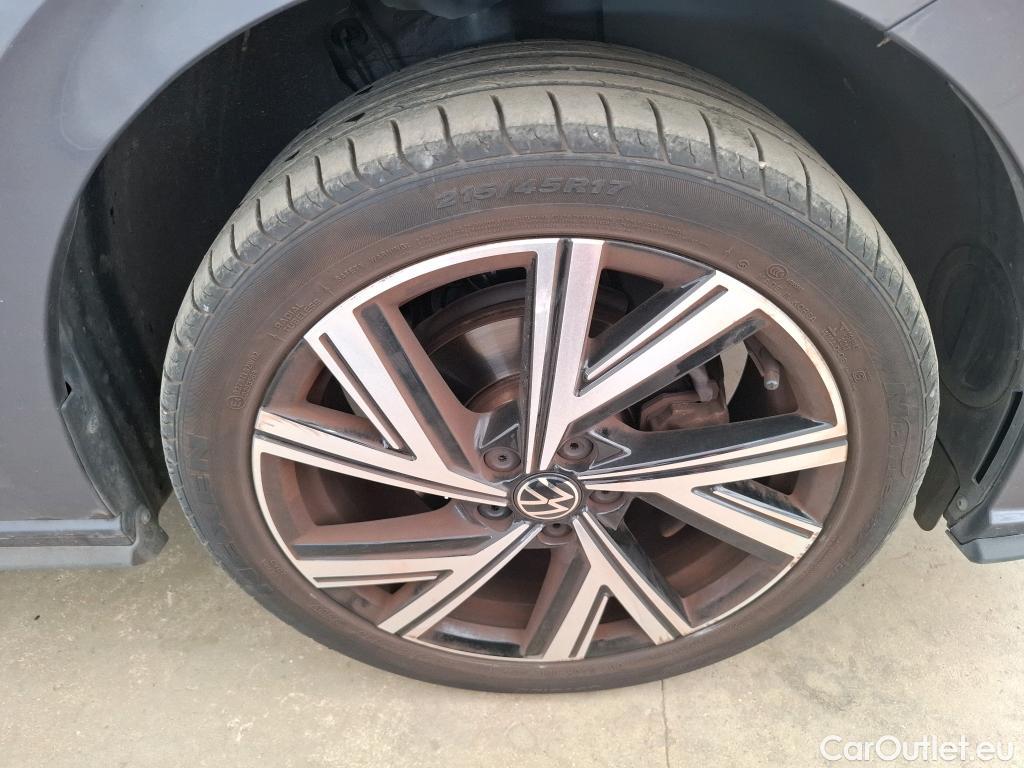  Volkswagen  Polo  VI R-Line 1.0 TSI 110CV BVA7 E6d #9