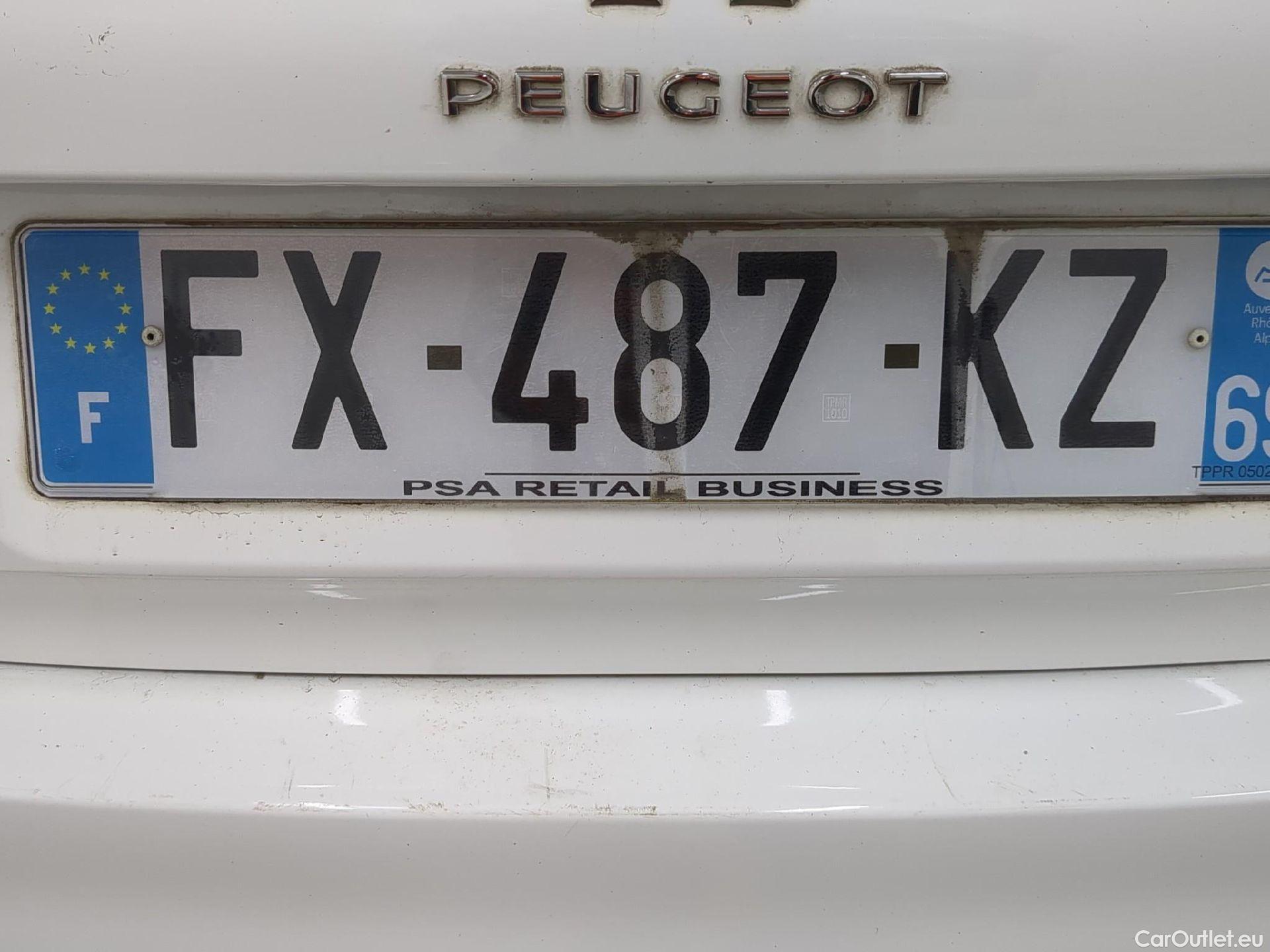  Peugeot  308  Premium Pack 1.5 HDi 130CV BVM6 E6dT #40