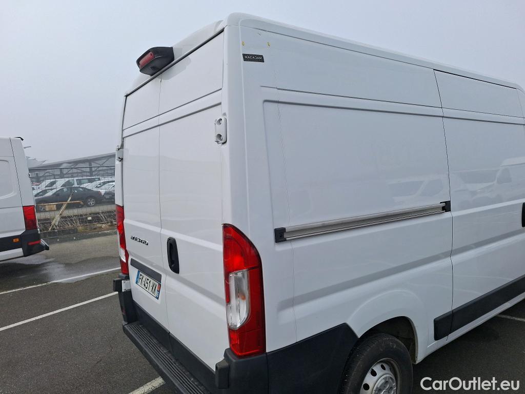  Fiat  Ducato FIAT  2014 4P Fourgon tôlé M H2 2.0 Multijet 115 Pack Pro Nav #42