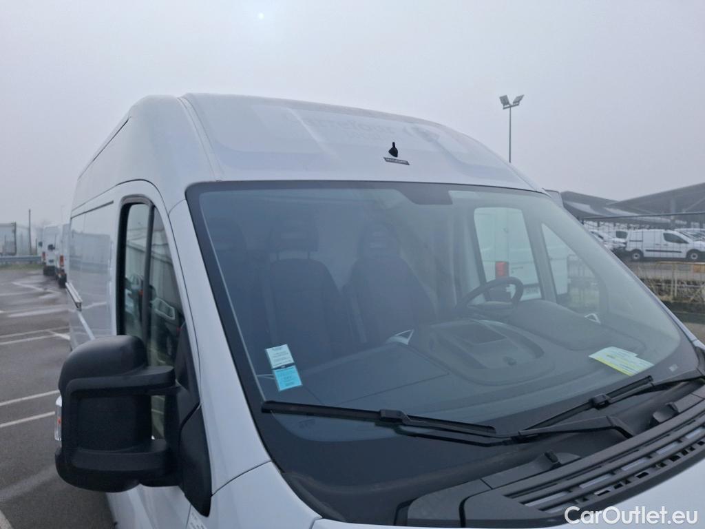  Fiat  Ducato FIAT  2014 4P Fourgon tôlé M H2 2.0 Multijet 115 Pack Pro Nav #29