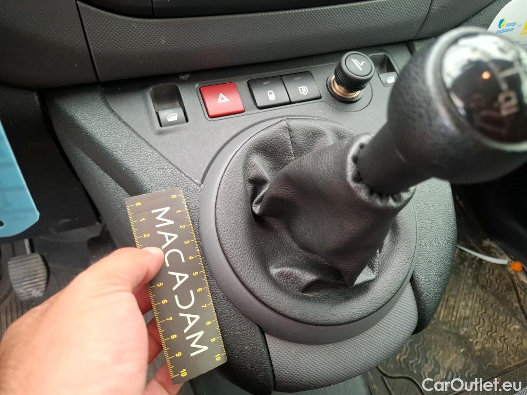  Peugeot  Partner  L1 Premium Pack 1.6 100CV BVM5 E6 #21