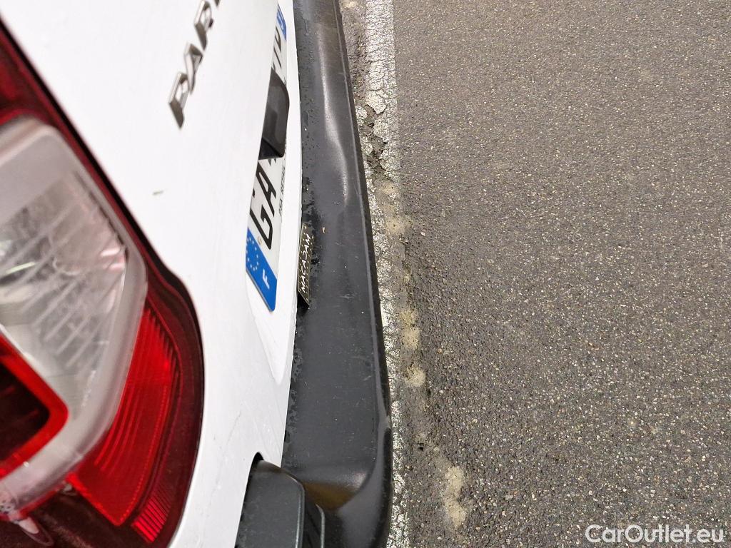  Peugeot  Partner PEUGEOT  / 2018 / 4P / Fourgonnette BHDI 100 S&S 100 S&S 1000KG STD ASPHALT #17