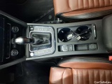  Volkswagen  Passat Variant 2.0 TDI SCR DSG Elegance Automatic Diesel  37 #17