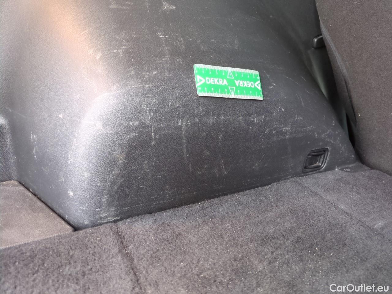  Hyundai  Tucson  Business 2WD 1.6 CRDi 135CV BVA7 E6dT #14