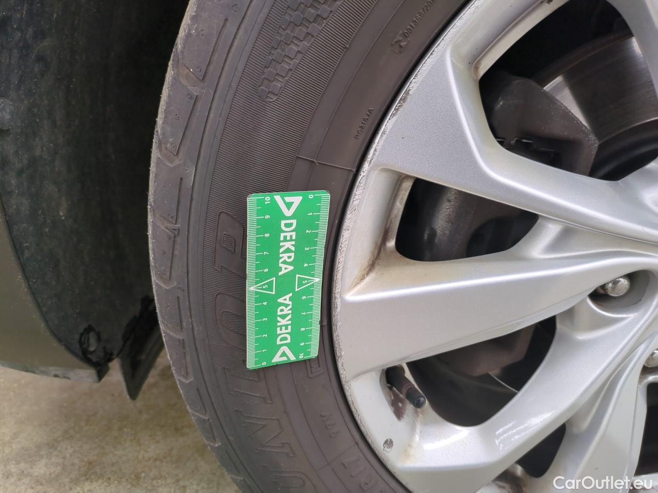  Hyundai  Tucson  Business 2WD 1.6 CRDi 135CV BVA7 E6dT #2