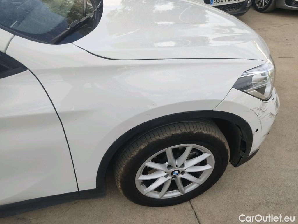  Bmw  X1 BMW  / 2015 / 5P / todoterreno sDrive18d #46