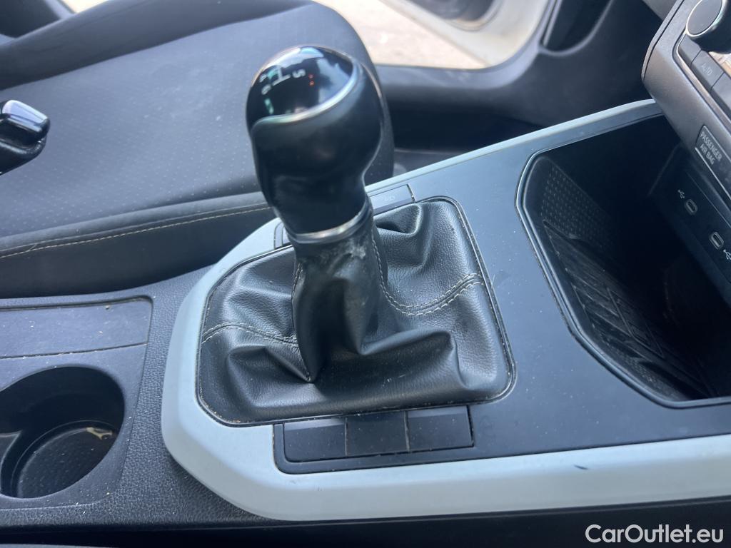  Seat  Arona  Style 1.0 TSI 110CV MT6 E6d #15