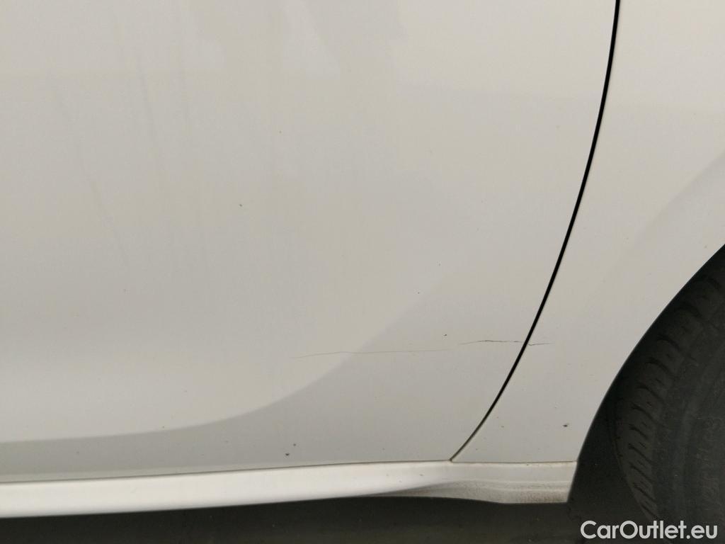  Peugeot  208  Active 1.5 HDi #7