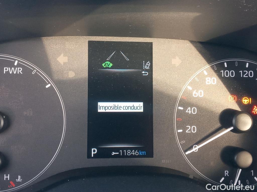  Toyota  Yaris TOYOTA  / 2020 / 5P / berlina con portón 1.5 120H Business Plus #5