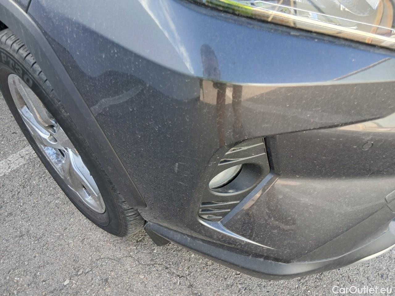  Toyota  RAV4 TOYOTA  / 2018 / 5P / todoterreno 2.5l 220H Advance #2