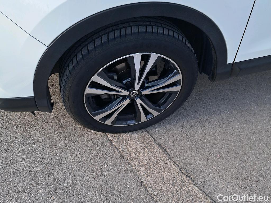  Nissan  Qashqai NISSAN  / 2017 / 5P / todoterreno DIG-T 103 kW (140 CV) E6D N-STYLE #1