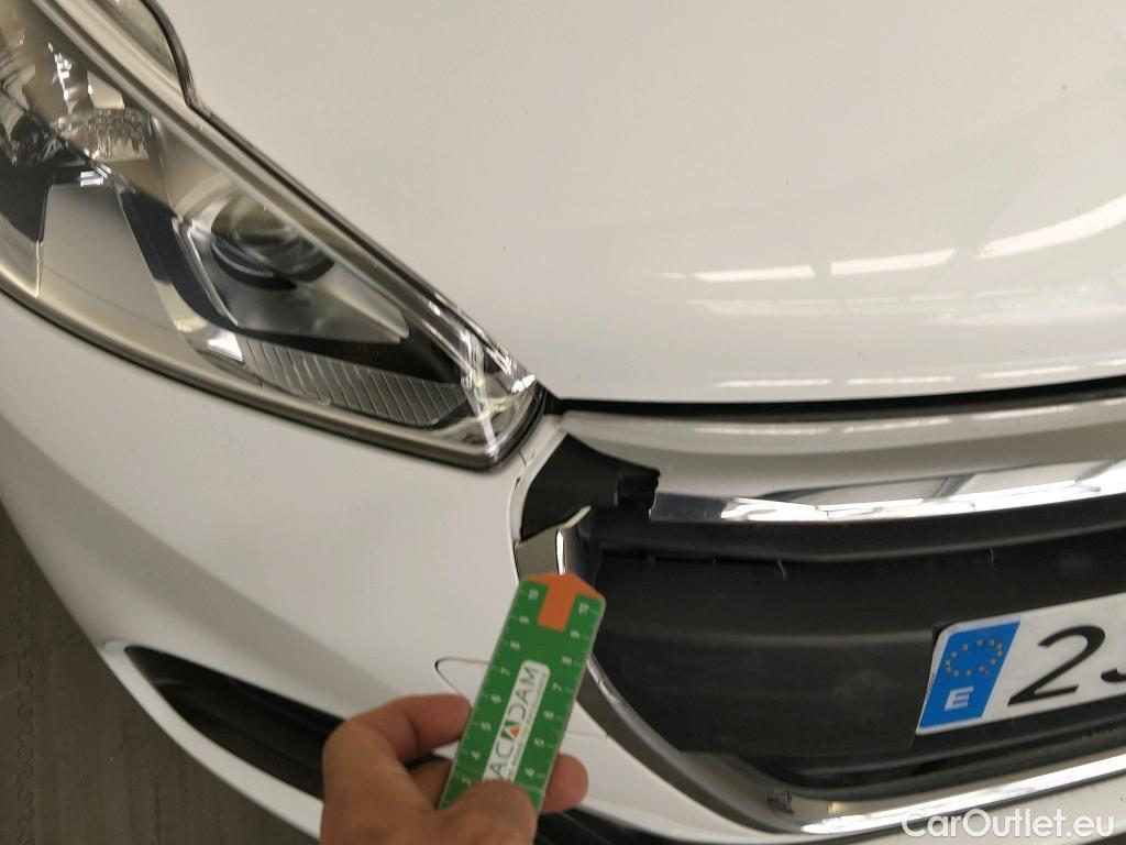  Peugeot  208  Active 1.5 HDi #2