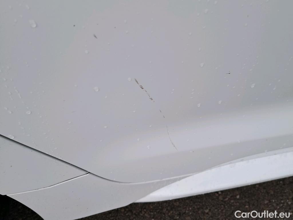  Toyota  Corolla TOYOTA  / 2019 / 5P / familiar 1.8 125H ACTIVE TECH E-CVT TOU SPORT #8