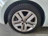  Renault  Clio RENAULT  / 2019 / 5P / BERLINA 1.0 TCE 66KW BUSINESS #74