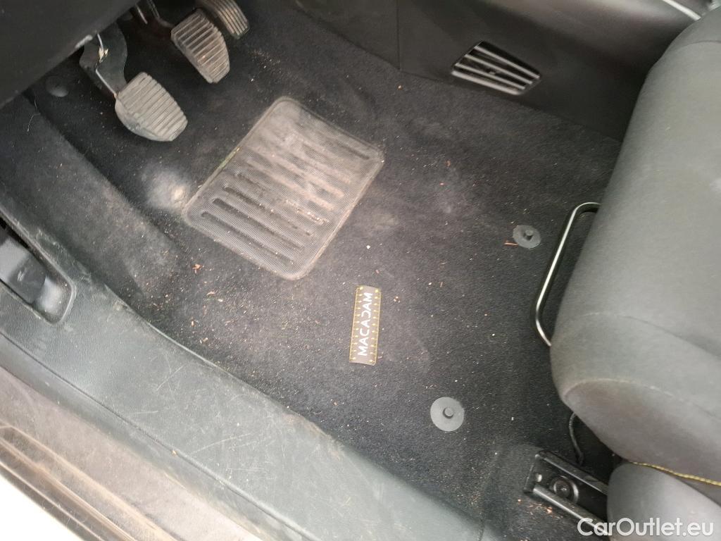  Citroen  C3  Shine Business 1.2 PureTech 110CV BVM6 E6d #10