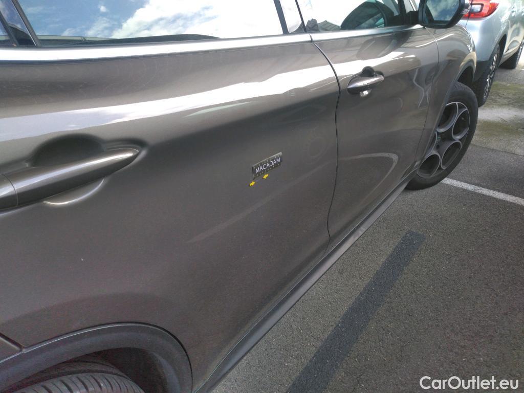  Alfa Romeo   STELVIO ALFA ROMEO 5p SUV 2.0 Turbo 200ch Q4 AT8 Lusso #27
