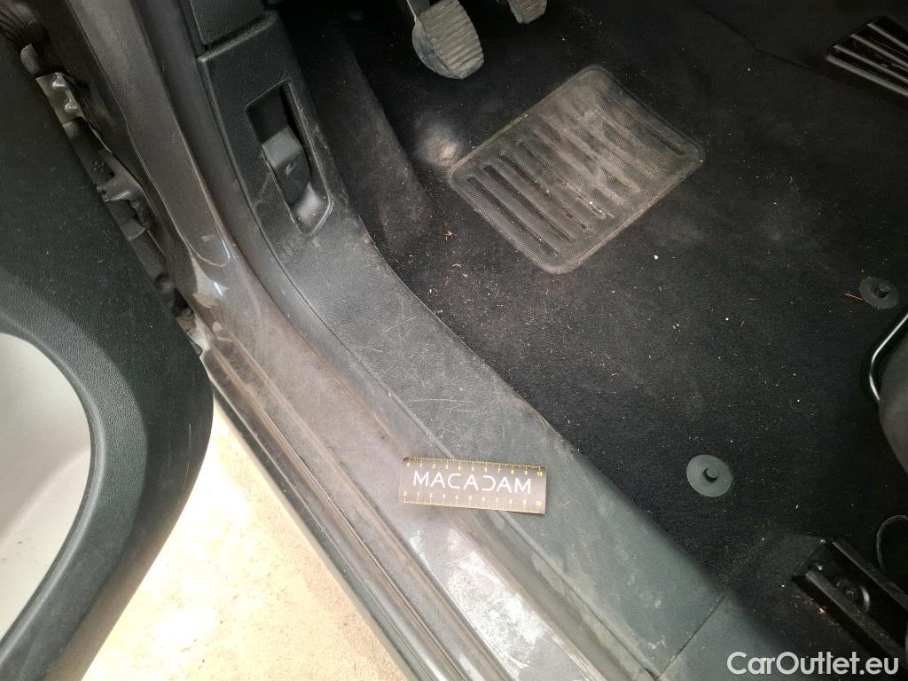  Citroen  C3  Shine Business 1.2 PureTech 110CV BVM6 E6d #13