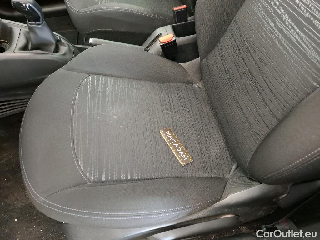  Peugeot  208  Affaire Premium 1.5 HDi 100CV BVM5 E6dT #34