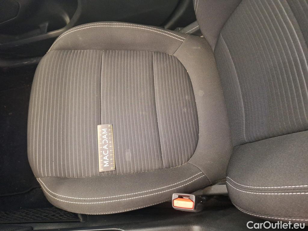  Ford  Kuga FORD  / 2019 / 5P / SUV 2.5 190 hybrid Flexifuel Pshift Titanium #13
