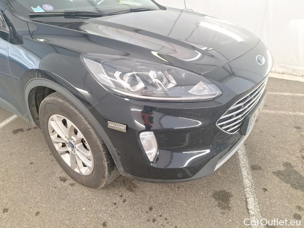  Ford  Kuga FORD  / 2019 / 5P / SUV 2.5 190 hybrid Flexifuel Pshift Titanium #36