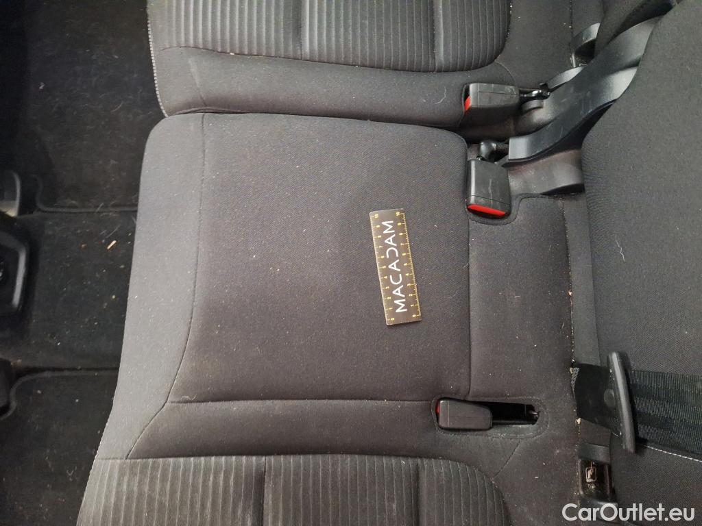  Ford  Kuga FORD  / 2019 / 5P / SUV 2.5 190 hybrid Flexifuel Pshift Titanium #15