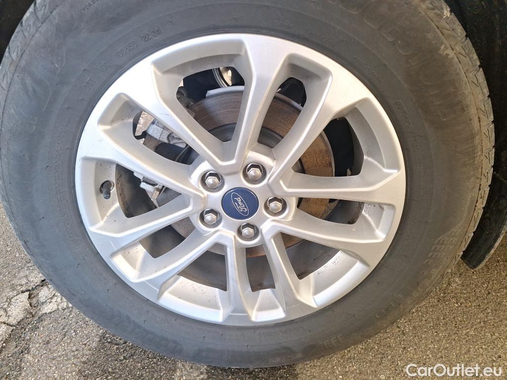  Ford  Kuga FORD  / 2019 / 5P / SUV 2.5 190 hybrid Flexifuel Pshift Titanium #26