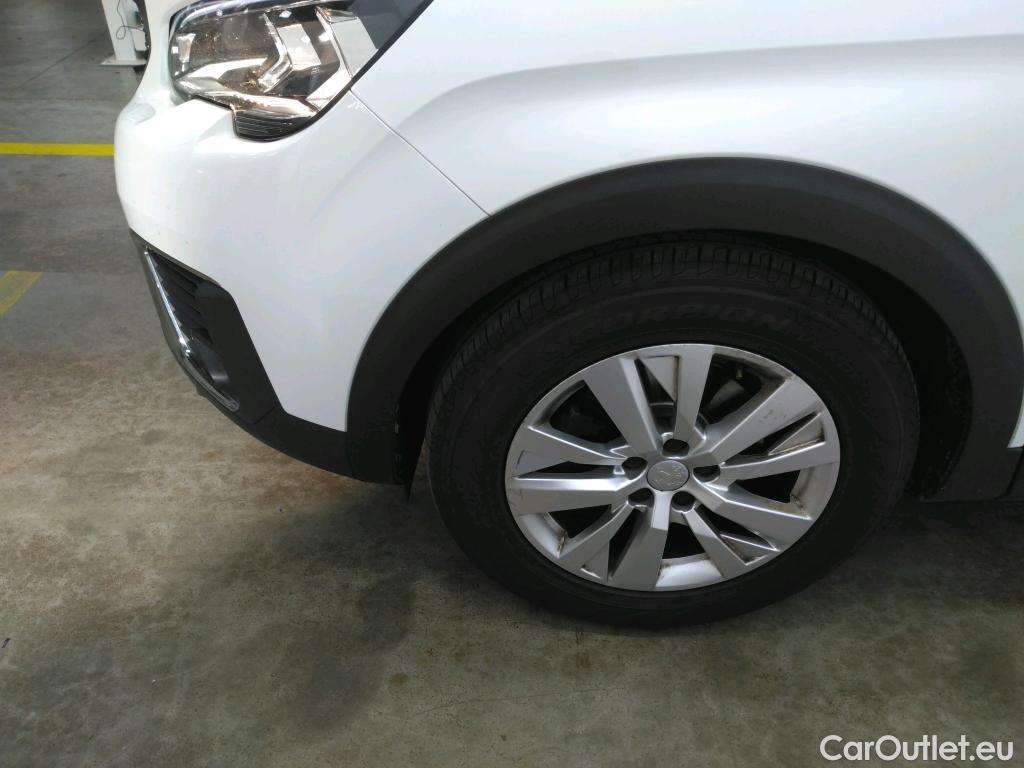  Peugeot  5008  Active Business 1.5 HDi 130CV BVA8 E6dT #32