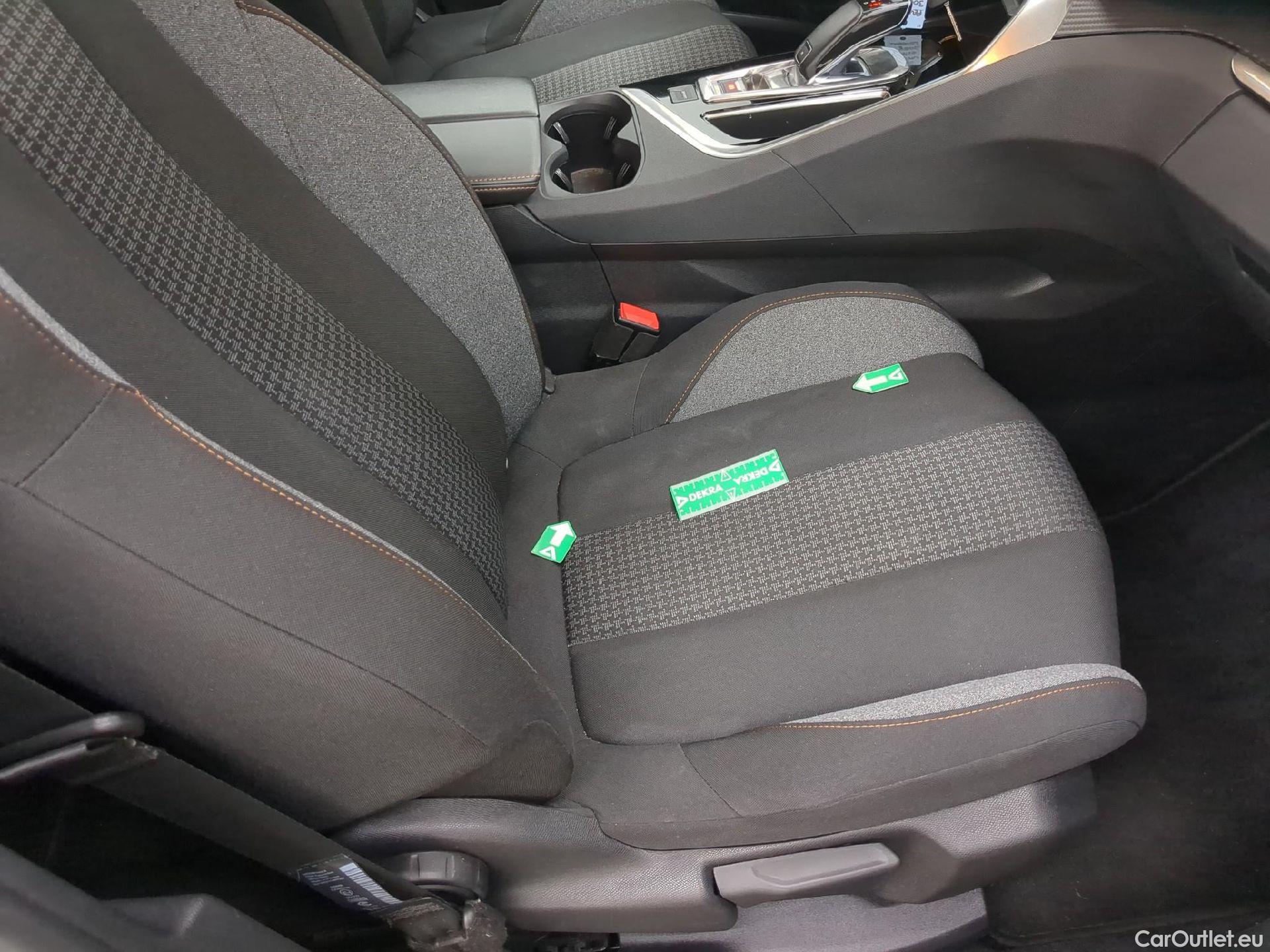  Peugeot  3008  Active Business 1.5 HDi 130CV BVA8 E6d #2