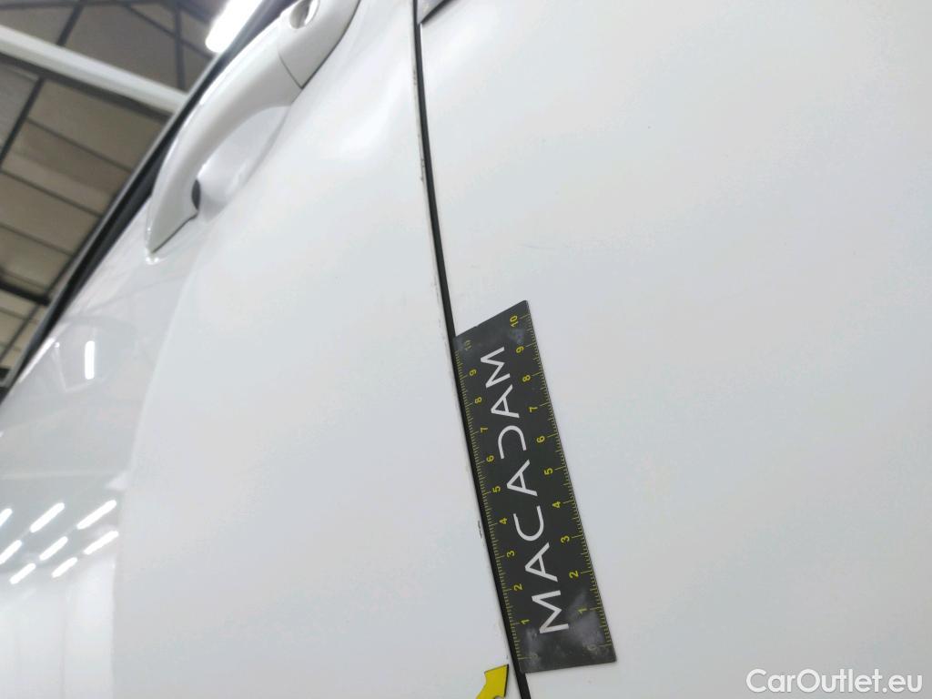  Peugeot  3008 PEUGEOT  / 2016 / 5P / SUV BlueHDi 130 EAT8 ACTIVE BUSINESS (Ex 147B) #10