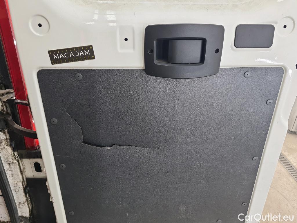  Peugeot  Boxer PEUGEOT  VU 4p Fourgon BLUEHDI 110 PREMIUM 330 L1H1 #3