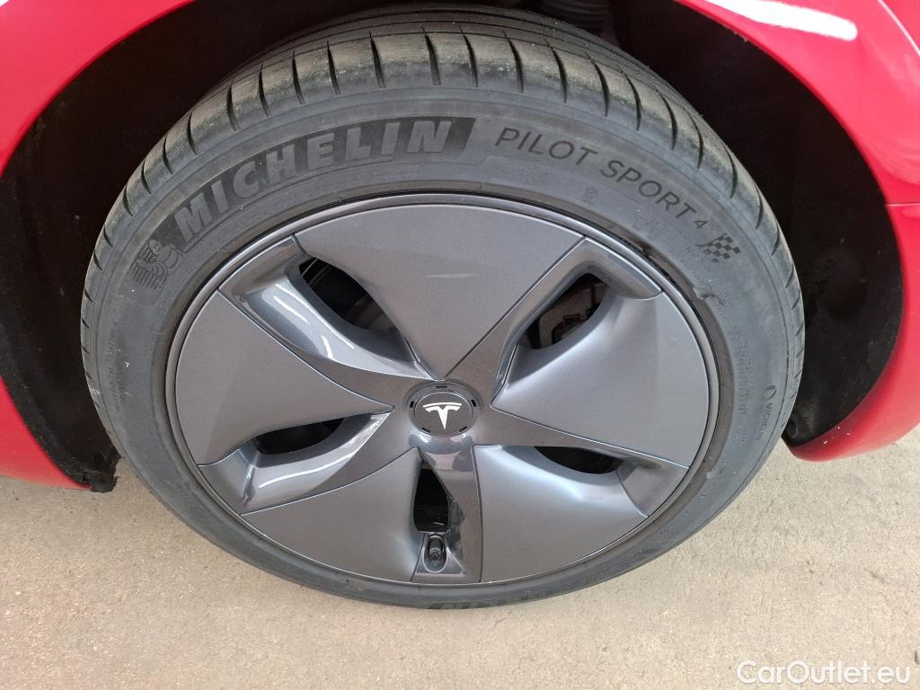  Tesla  Model 3 TESLA  / 2018 / 4P / Berline Autonomie Standard Plus RWD #9