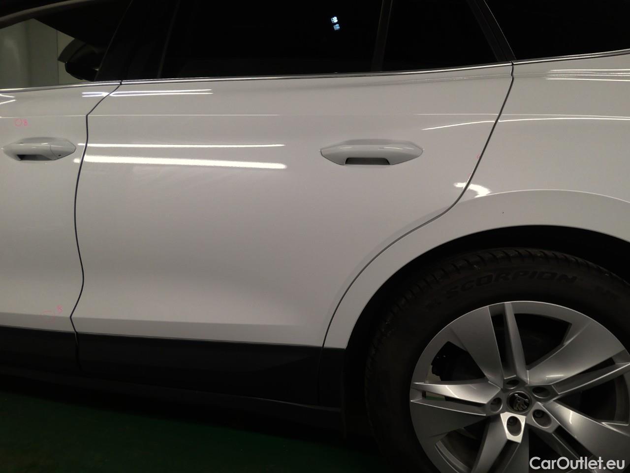  Skoda  ENYAQ  iV80 5d #8