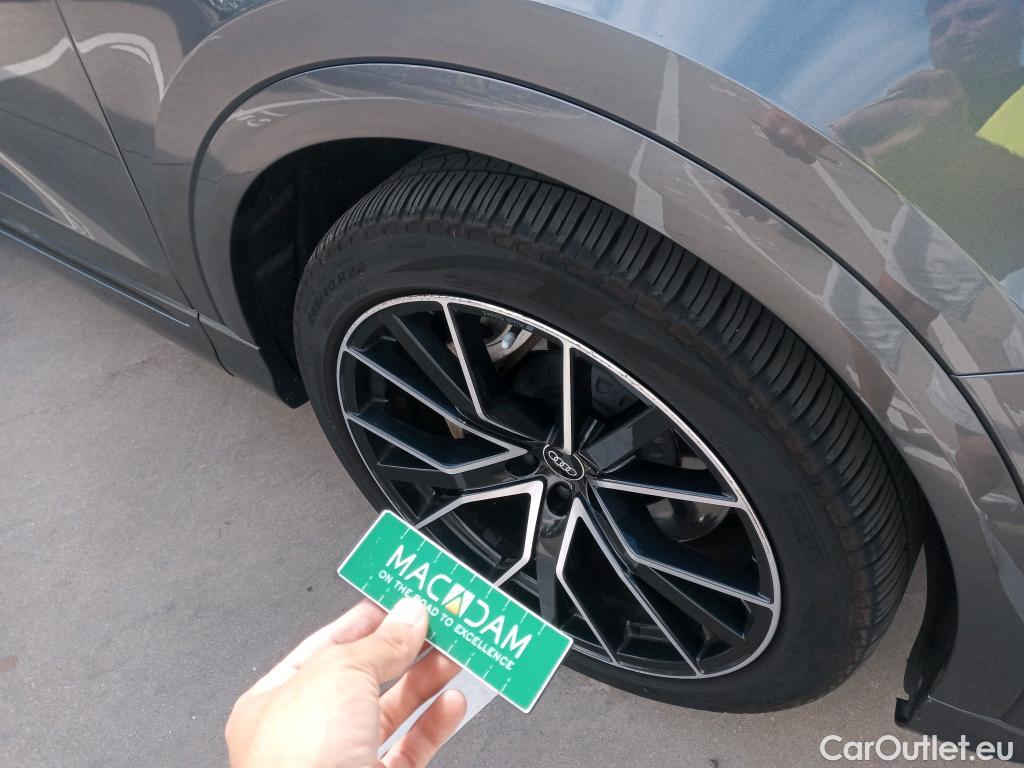  Audi  Q8  55 TFSI e quattro Black line Black Edition 3.0 TFSI 380CV AT8 E6d #12