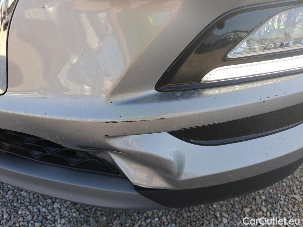  Hyundai  Tucson HYUNDAI  / 2018 / 5P / todoterreno 1.6 CRDI 85kW (116CV) 48V SLE 4X2(SP)(SL) #17