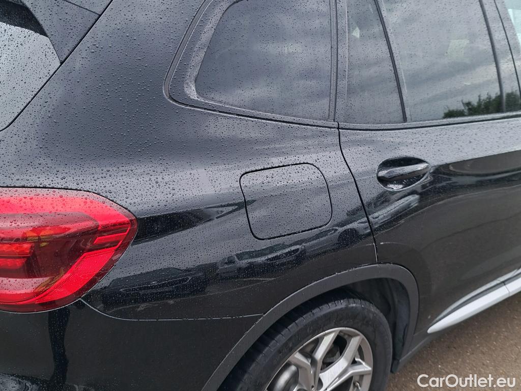  Bmw  X3 BMW  / 2017 / 5P / todoterreno sDrive18d #3