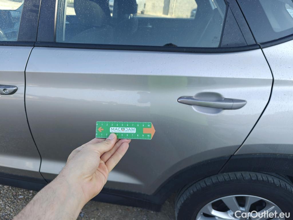  Hyundai  Tucson HYUNDAI  / 2018 / 5P / todoterreno 1.6 CRDI 85kW (116CV) 48V SLE 4X2(SP)(SL) #24