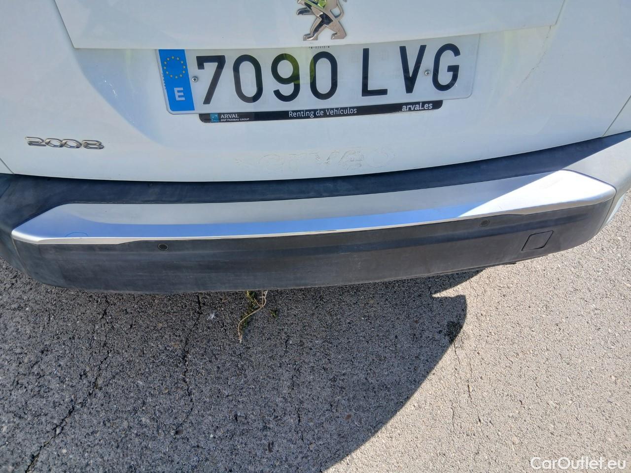  Peugeot  2008  Active 1.2 PureTech 100CV MT6 E6d #40