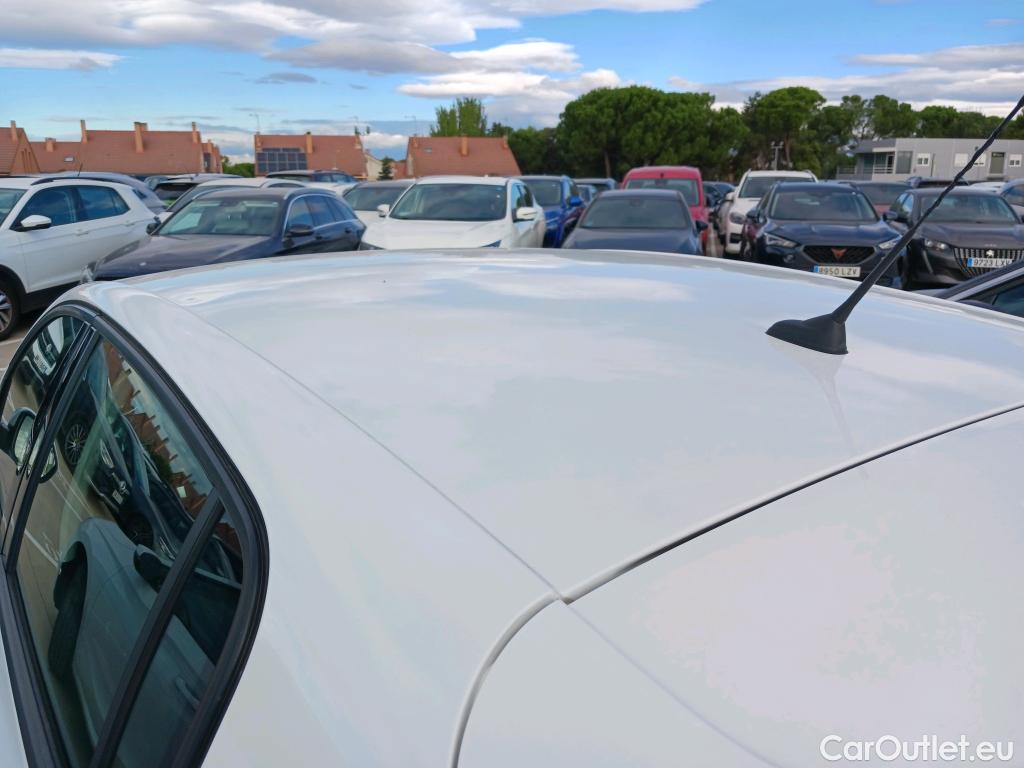  Peugeot  308  Active Pack 1.5 HDi 130CV MT6 E6d #36