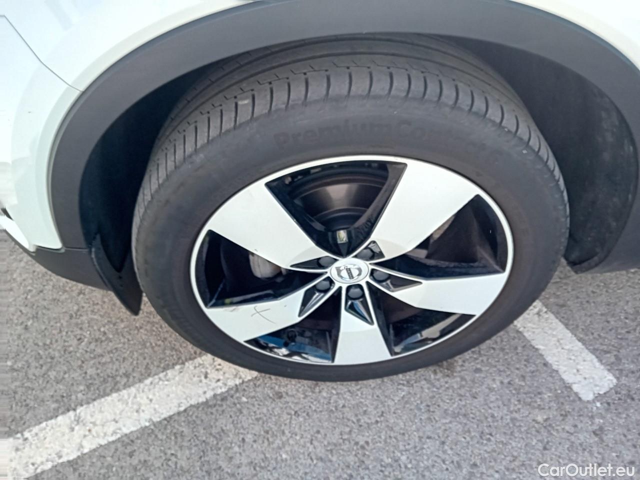  Volvo  XC 40 XC40 Momentum 2WD 2.0 D3 150CV MT6 E6dT #9