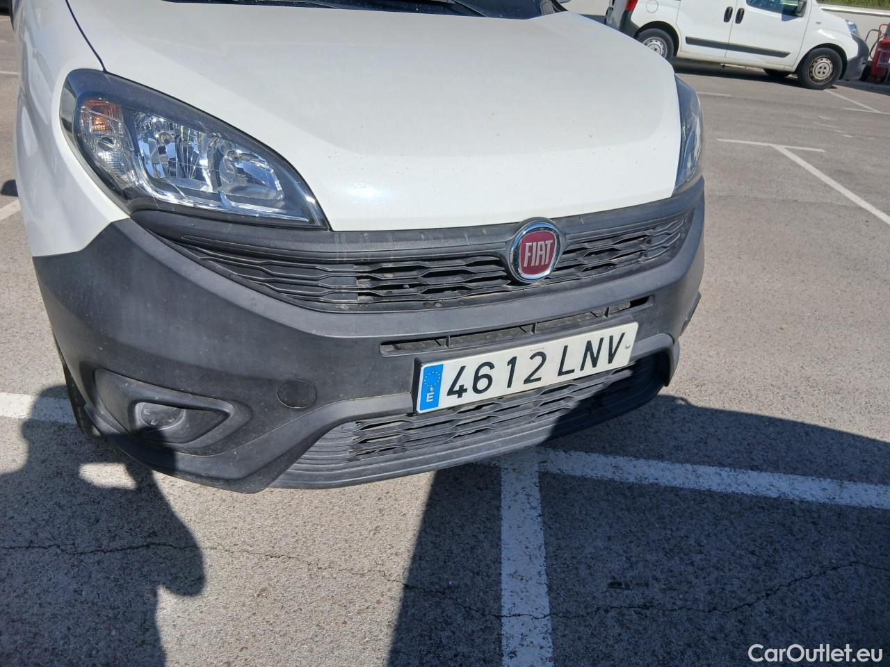 Fiat  Doblo FIAT Doblò Cargo/2015/4P/furgón derivado de turismo Cargo Maxi Base Plus 1.4 Tjet 89kW GNC #13