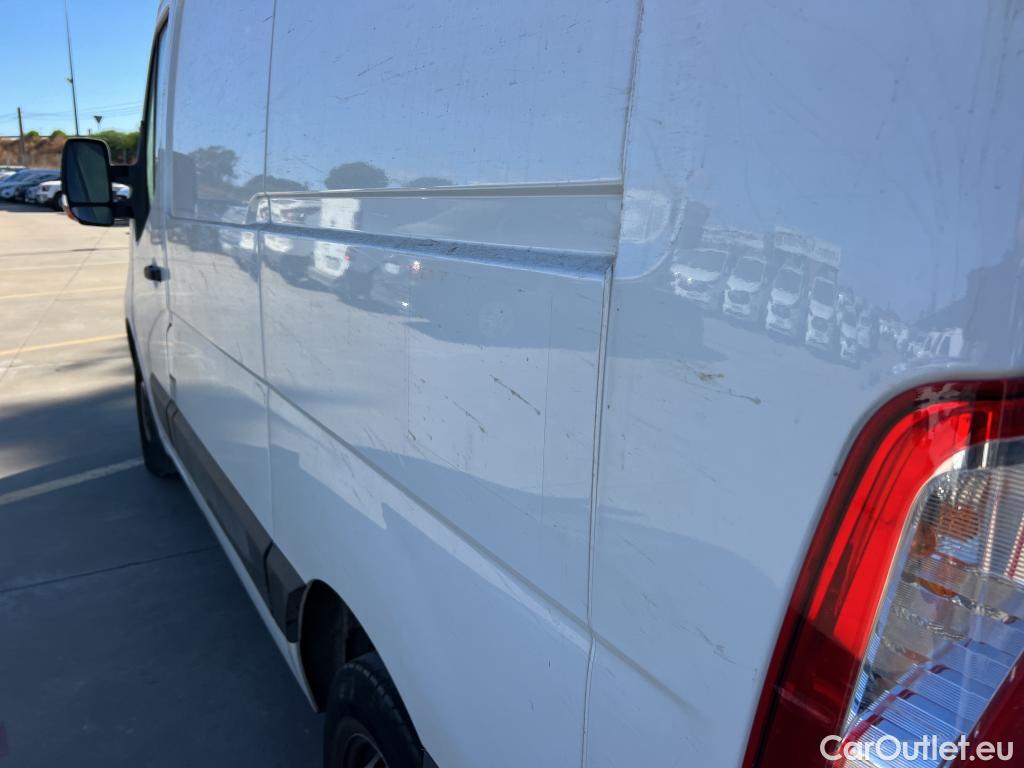  Land Rover  Discovery NISSAN Interstar / 2018 / 4P / furgón L1H1 3,5T 2.3dCi 99kW FWD GO #29