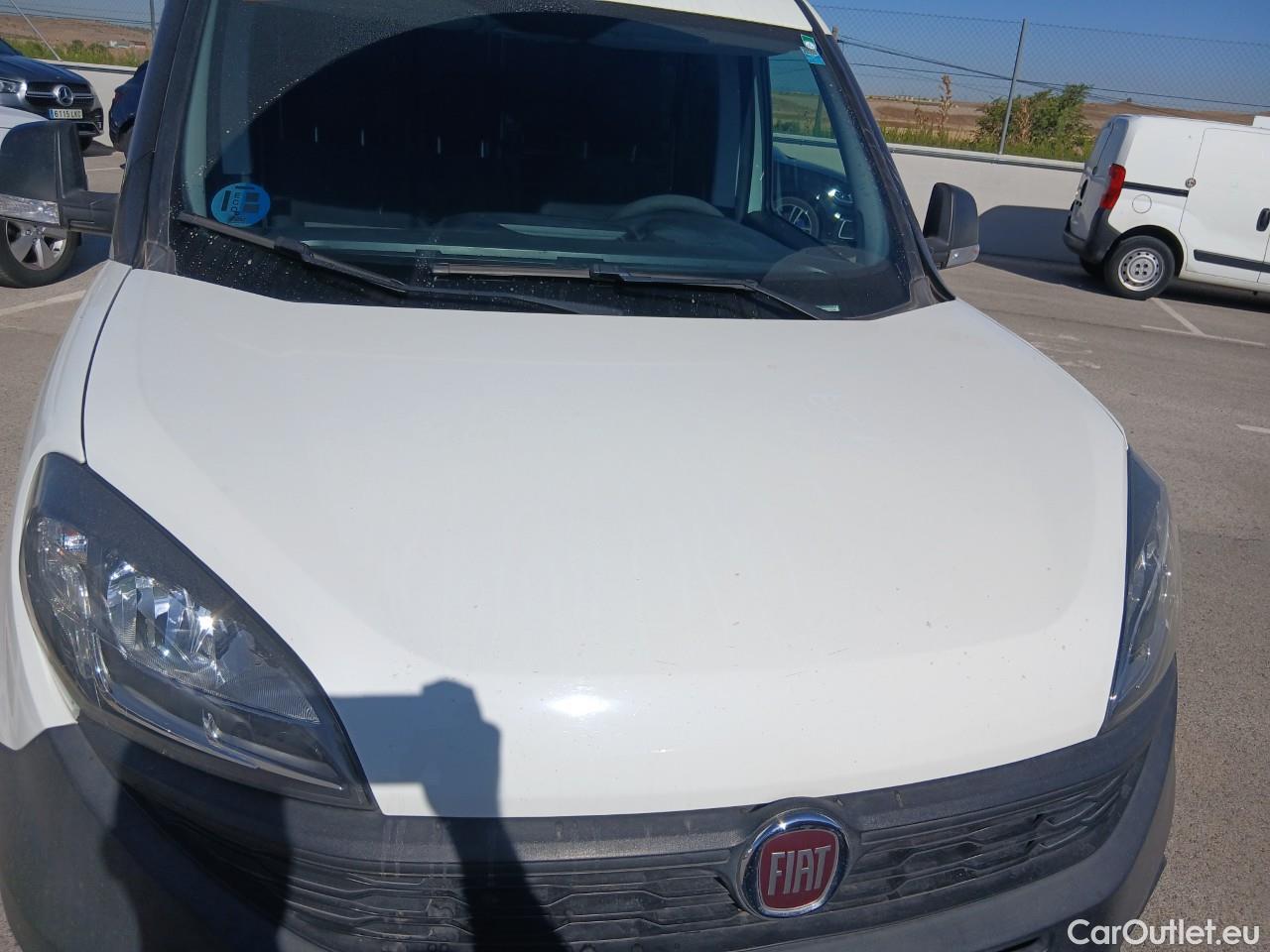  Fiat  Doblo FIAT Doblò Cargo/2015/4P/furgón derivado de turismo Cargo Maxi Base Plus 1.4 Tjet 89kW GNC #14