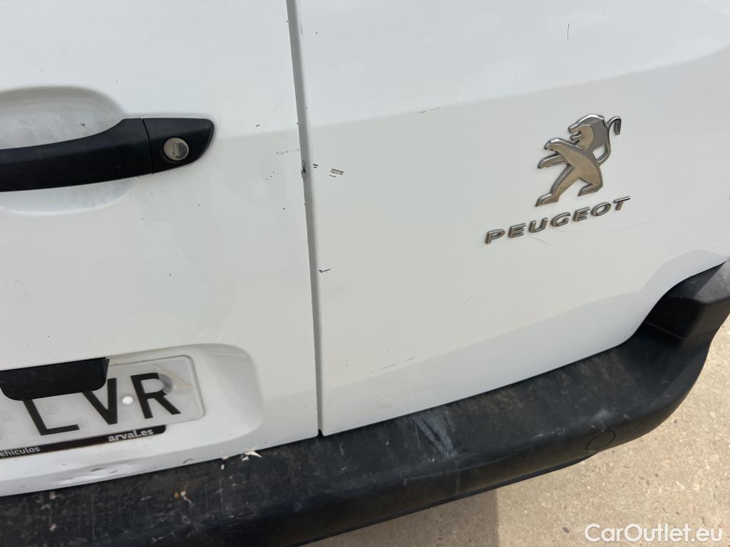  Peugeot  Partner PEUGEOT  / 2018 / 3P / furgón derivado de turismo Pro Standard 600kg BlueHDi 73kW #11
